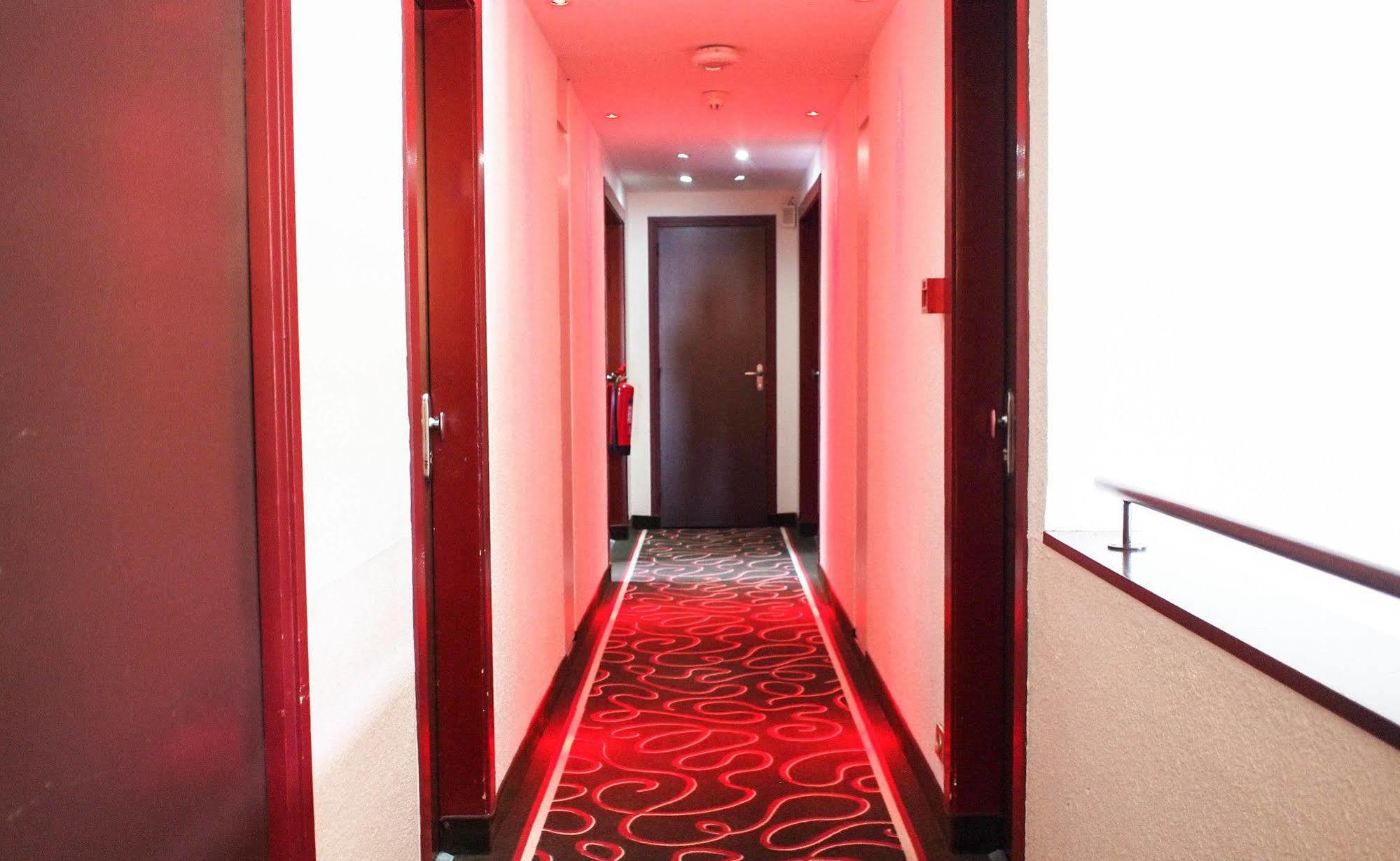 Hotel Inn Design Resto Novo Шаллан Екстер'єр фото